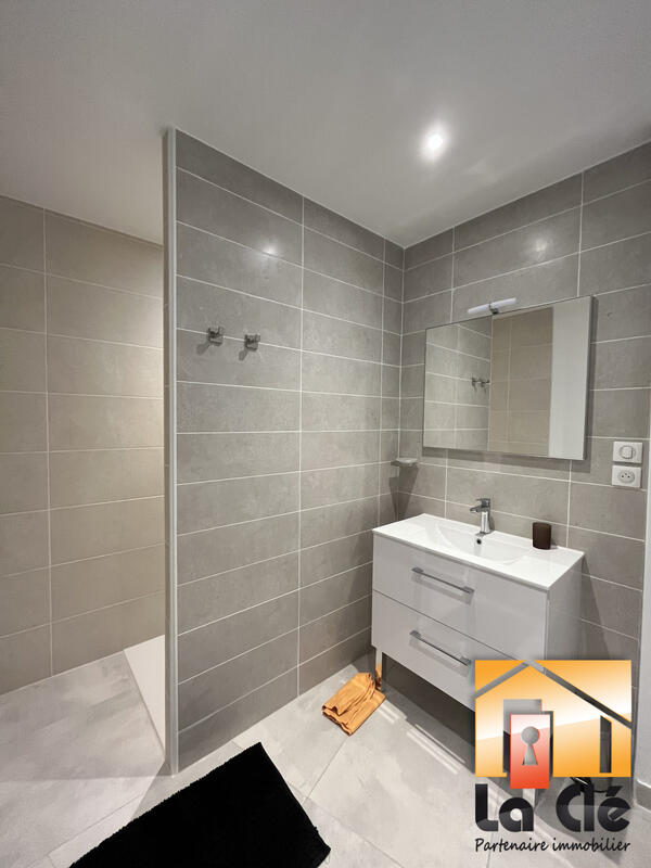 Appartement - 55 m² - 2 pièces