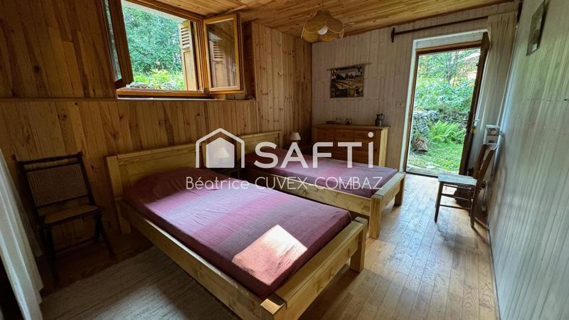 Maison - 195 m² - 7 pièces