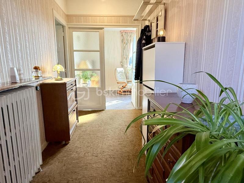 Maison - 99 m² - 5 pièces