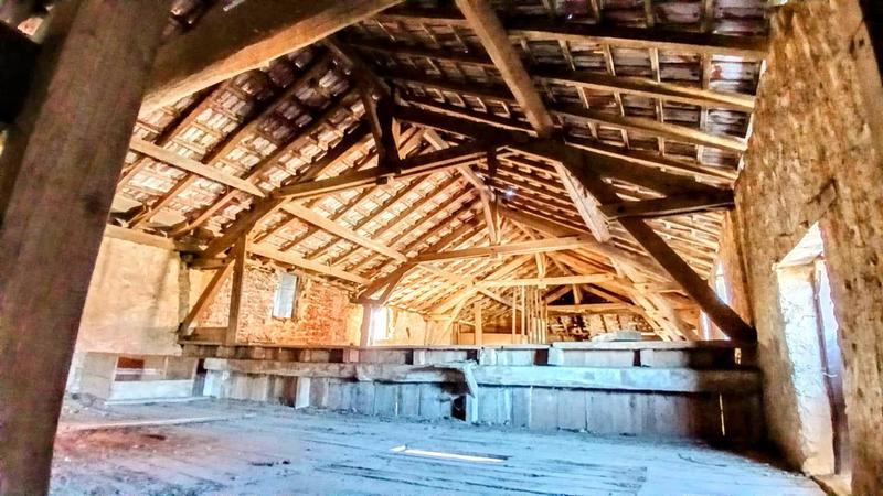 Maison - 267 m² - 9 pièces