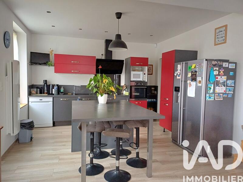 Maison - 135 m² - 6 pièces