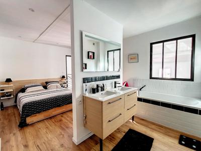 Maison - 160 m² - 4 pièces