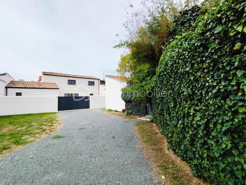 Maison traditionnelle - 142 m² - 5 pièces