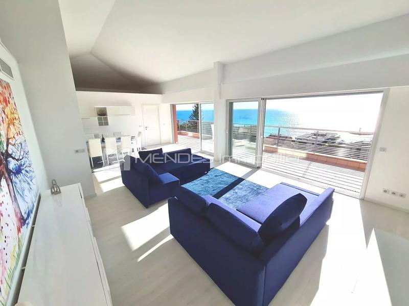 Villa sur toit - 135 m² - 4 pièces