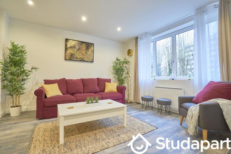 Chambre - 10 m² - 1 pièce