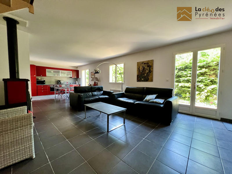 Maison - 92 m² - 4 pièces