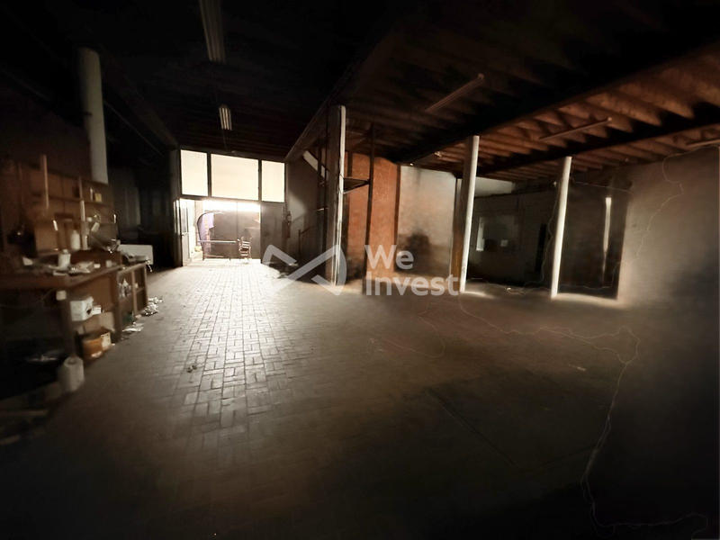 Immeuble - 1 900 m²