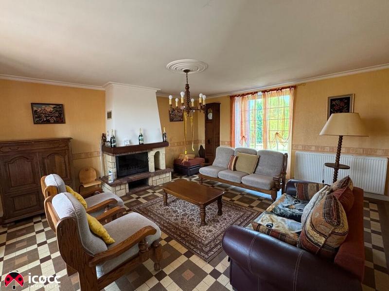 Maison en pierre - 155 m² - 6 pièces