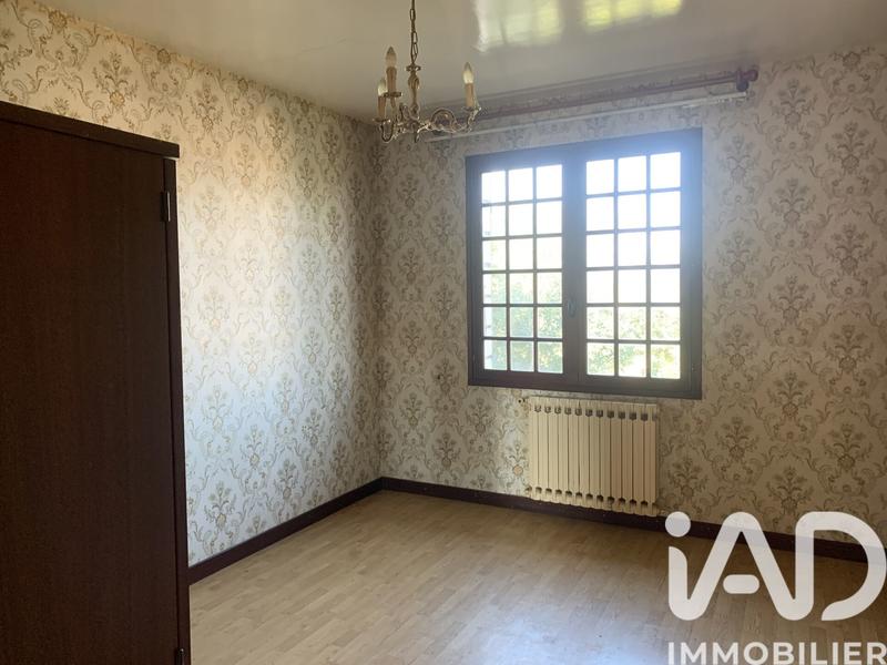 Maison - 214 m² - 9 pièces