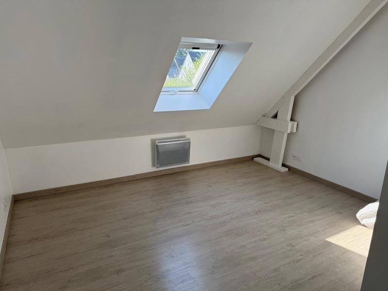 Maison traditionnelle - 105 m² - 6 pièces