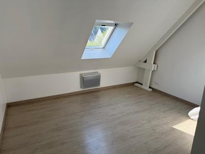 Maison traditionnelle - 105 m² - 6 pièces