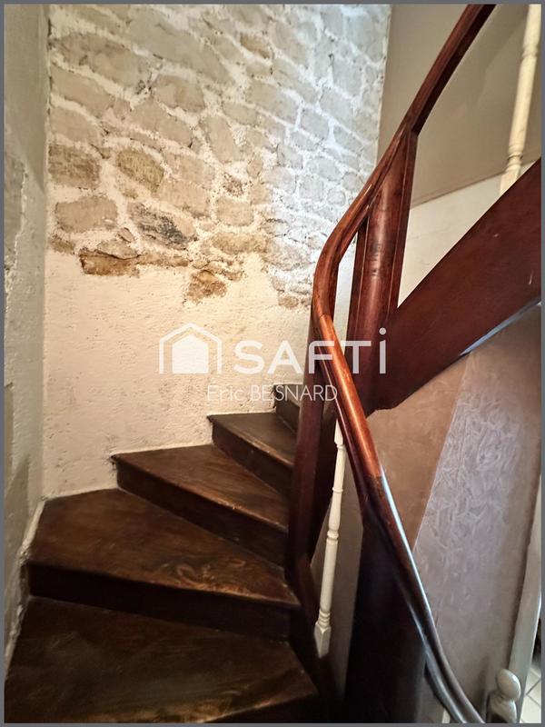 Immeuble - 195 m² - 8 pièces