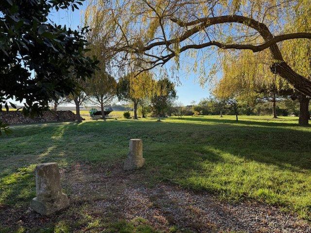 Corps de ferme - 342 m² - 10 pièces