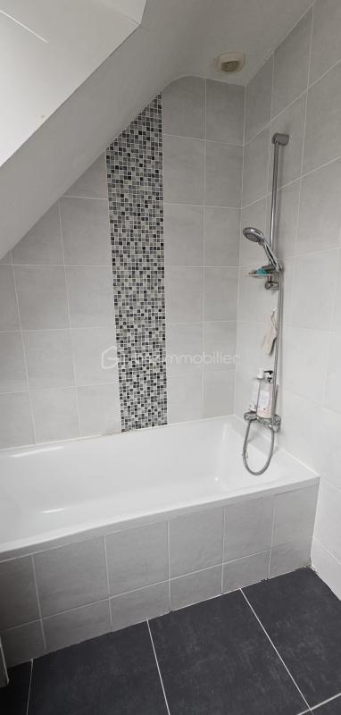 Maison - 86 m² - 5 pièces