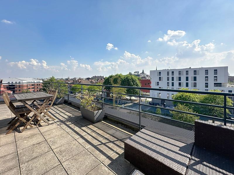 Appartement - 90 m² - 3 pièces