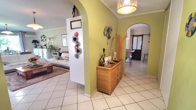 Maison - 180 m² - 7 pièces