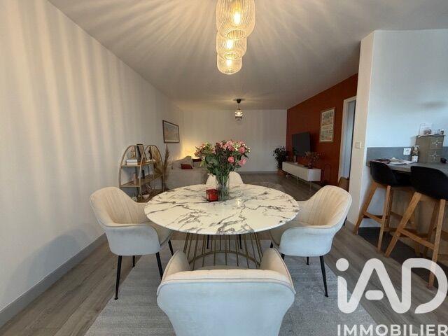 Appartement - 82 m² - 3 pièces