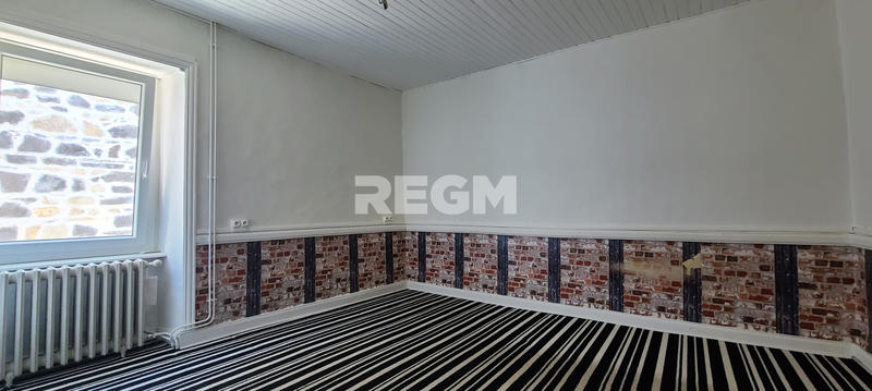 Maison - 158 m² - 7 pièces