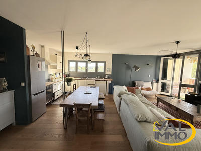 Appartement - 84 m² - 4 pièces