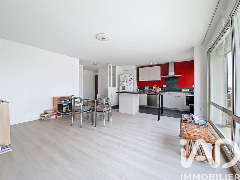 Appartement - 81 m² - 4 pièces