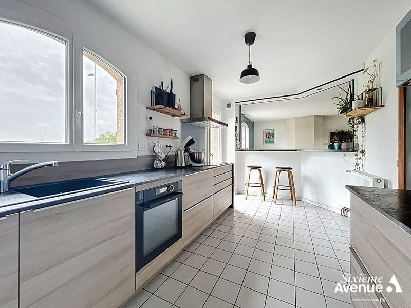 Maison - 120 m² - 5 pièces