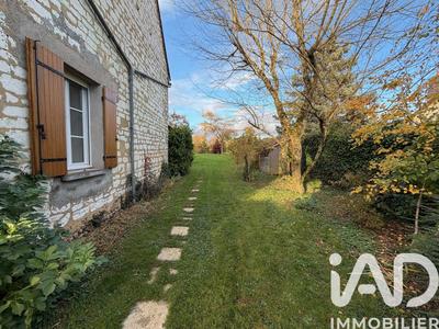 Maison - 205 m² - 8 pièces