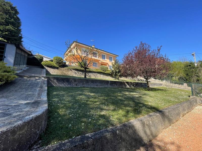 Maison - 158 m² - 6 pièces