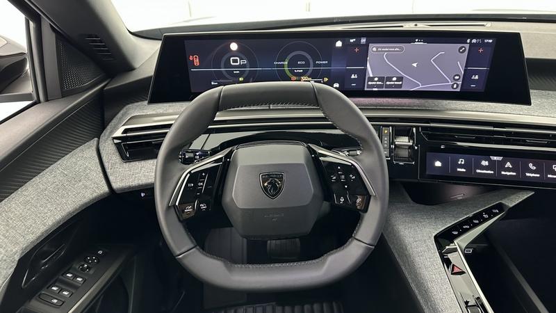 Peugeot 5008 III 1.2 Hybrid 145 E-Dcs6 Allure