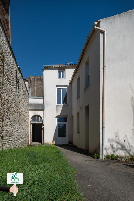 Immeuble - 245 m² - 10 pièces