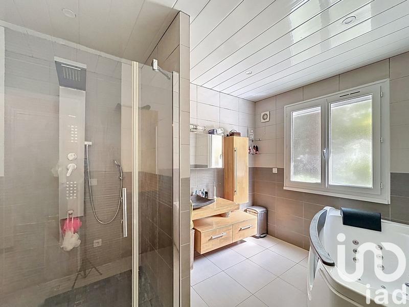 Maison - 165 m² - 7 pièces