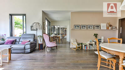 Maison - 162 m² - 5 pièces