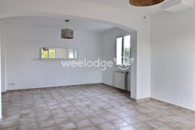 Maison - 111 m² - 4 pièces