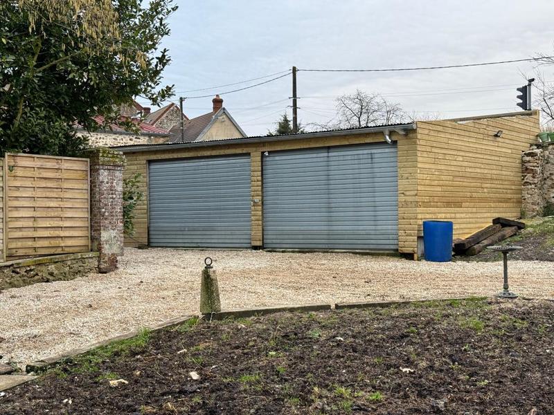 Maison - 195 m² - 7 pièces