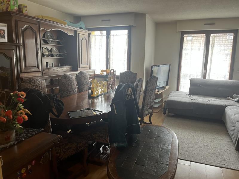 Appartement - 70 m² - 3 pièces