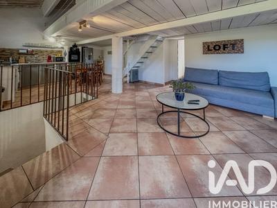 Appartement - 80 m² - 3 pièces