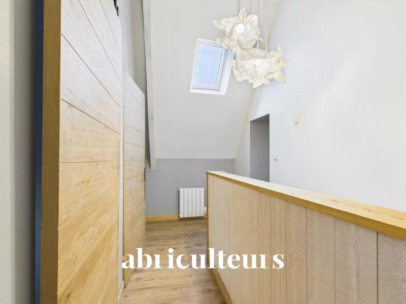 Maison - 147 m² - 7 pièces