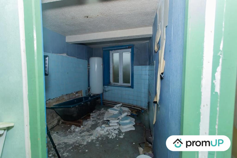 Maison ancienne - 300 m² - 12 pièces