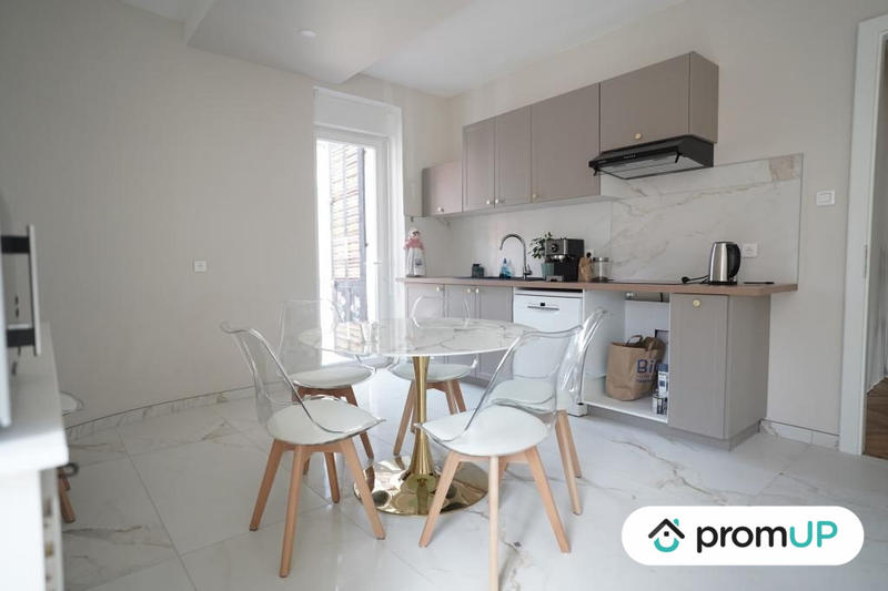 Appartement - 152 m² - 4 pièces