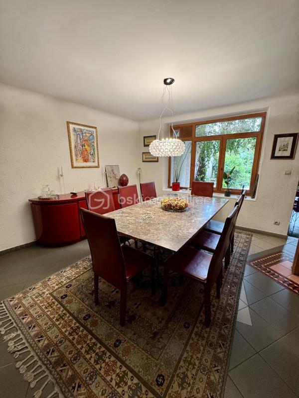 Maison de village - 260 m² - 13 pièces