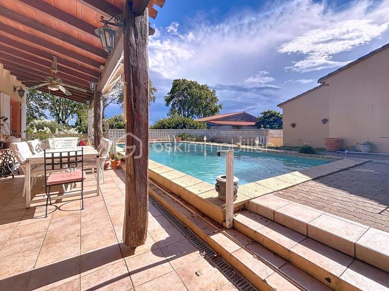 Maison - 157 m² - 6 pièces