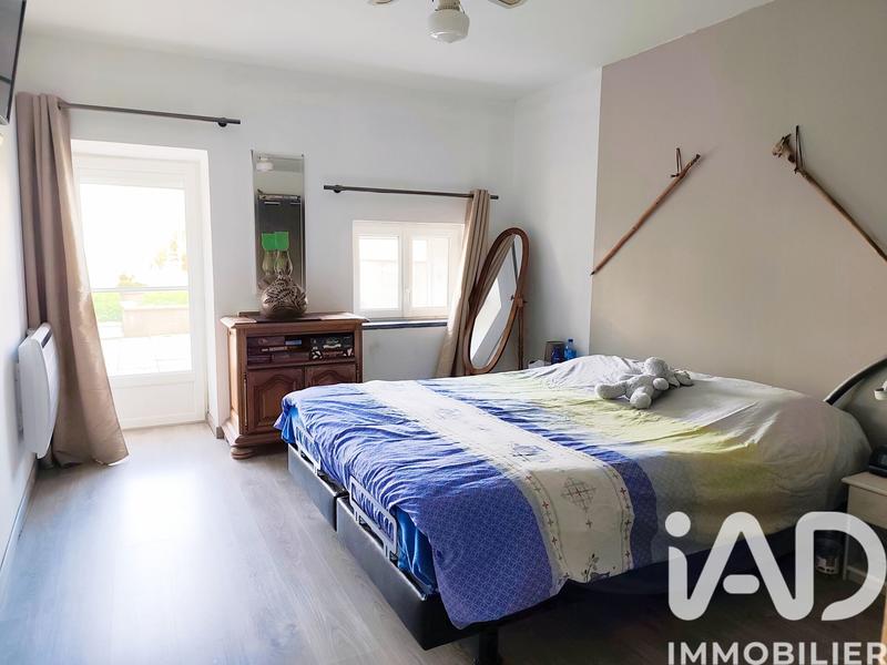 Maison - 230 m² - 6 pièces