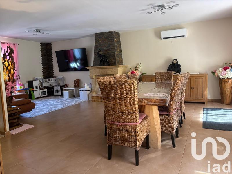 Maison - 140 m² - 5 pièces