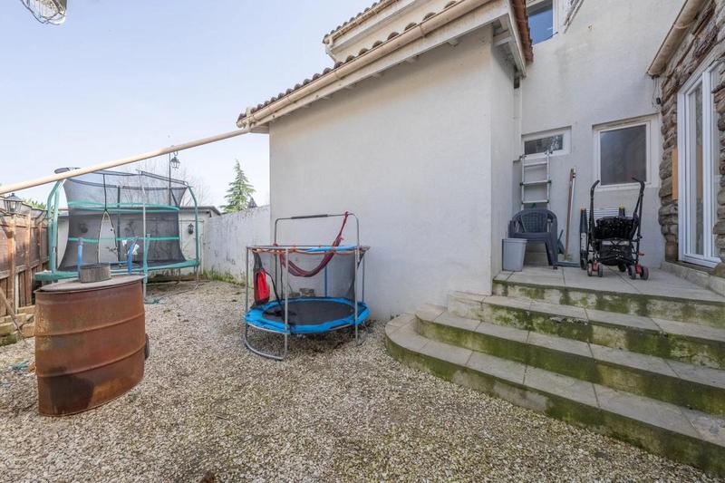 Maison - 166 m² - 4 pièces