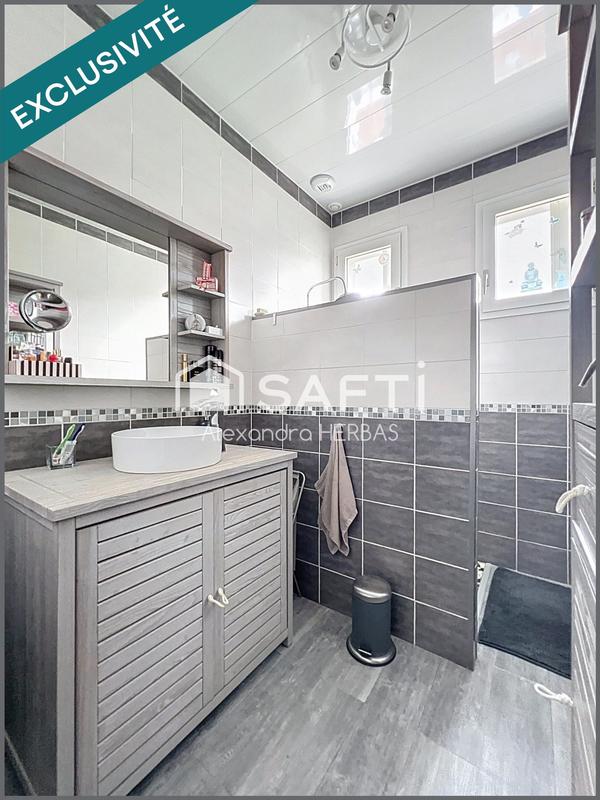 Maison - 93 m² - 4 pièces