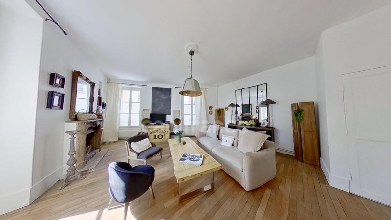 Maison - 184 m² - 7 pièces