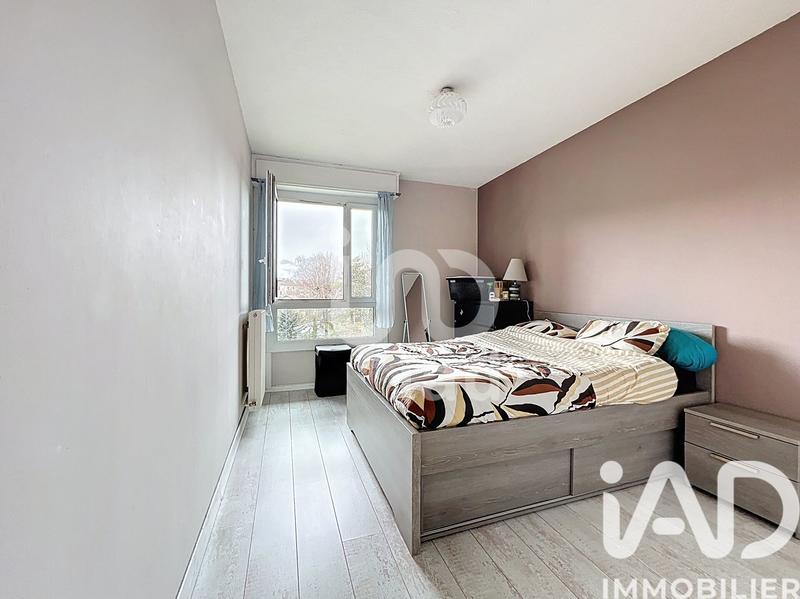 Appartement - 93 m² - 5 pièces