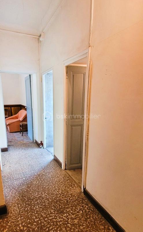 Immeuble - 230 m² - 9 pièces