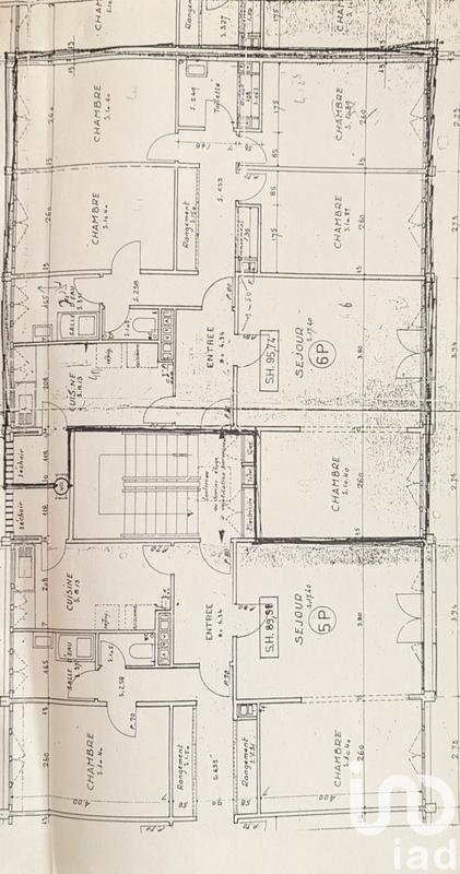Appartement - 99 m² - 5 pièces