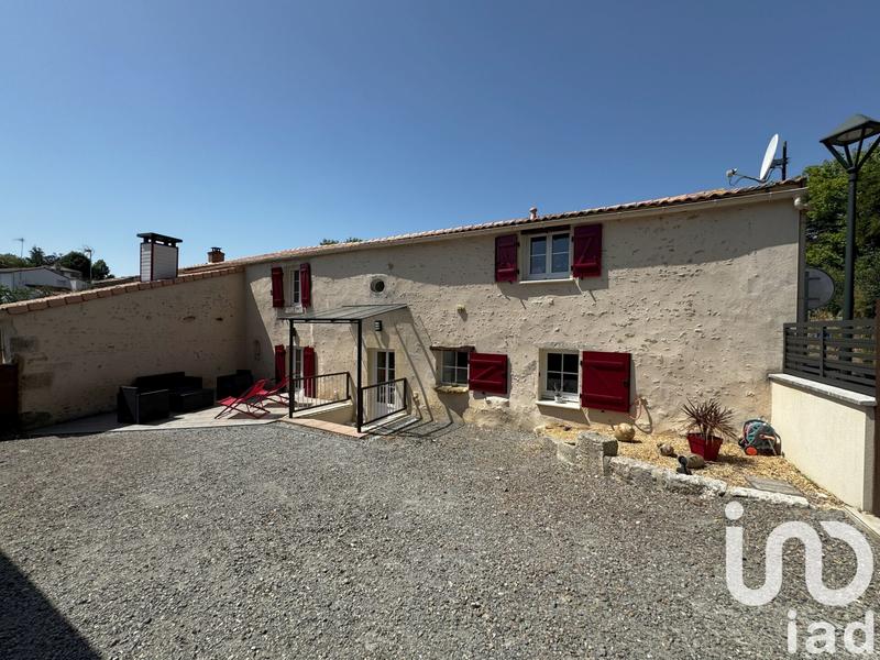 Maison - 111 m² - 5 pièces