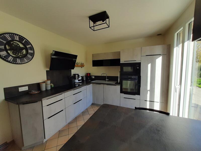 Maison - 111 m² - 5 pièces